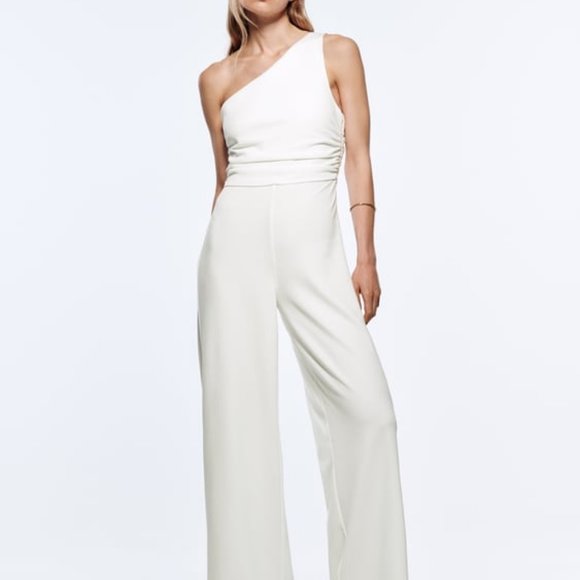 ZARA WOMAN NWT  WHITE ASYMMETRIC JUMPSUIT Small  7901/418 - Picture 2 of 6